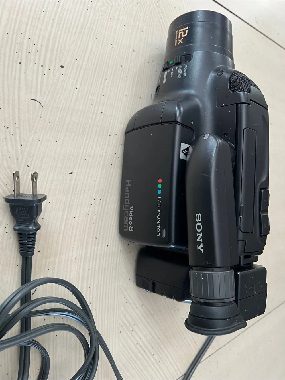 Sony Black Video8 Handycam Camcorder with 12x Lens Marking - Picture 1 of 4